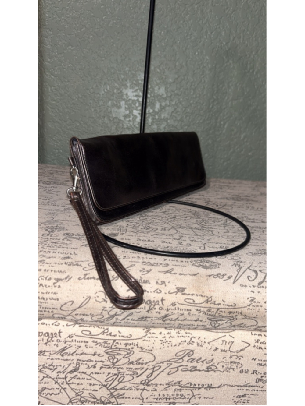 Women's Wilsons Leather silver One Size Clutch Wristlet